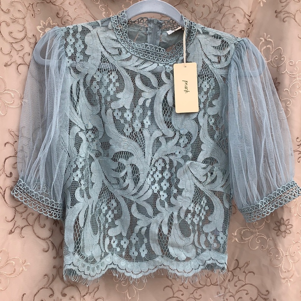 blouse